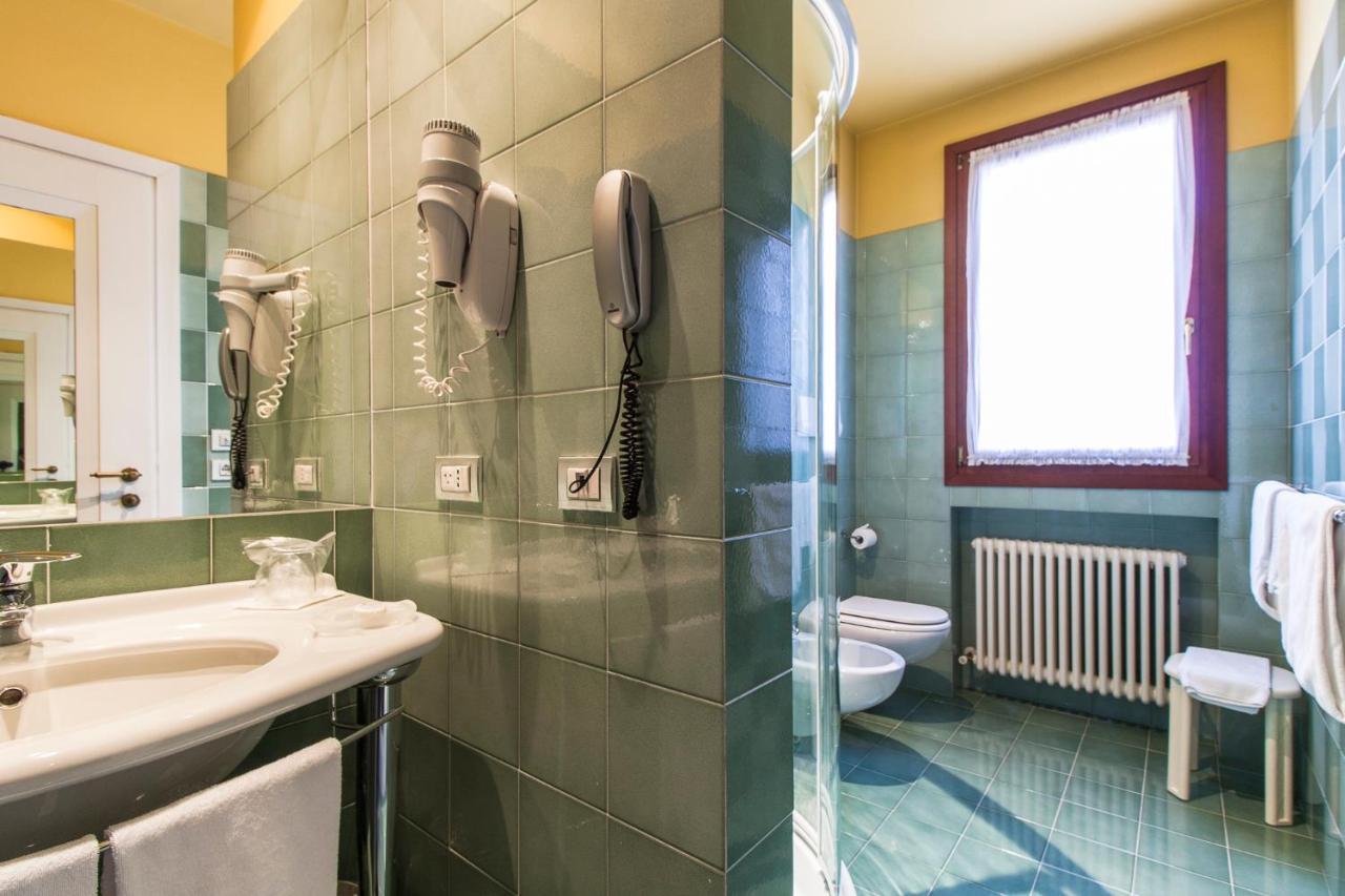 Charming Hotel Dei Chiostri Follina Ngoại thất bức ảnh